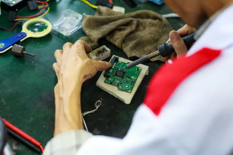 Engineered for the Long Run: How Kenya's Refurbishment Economy Is Rewriting the Rules of Product Design for US Manufacturers